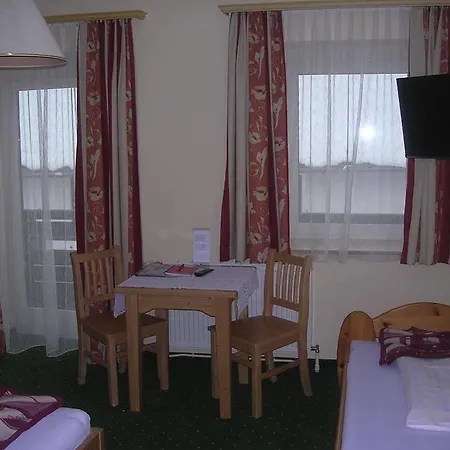 Beim Winkler Gasthof Tröpolach