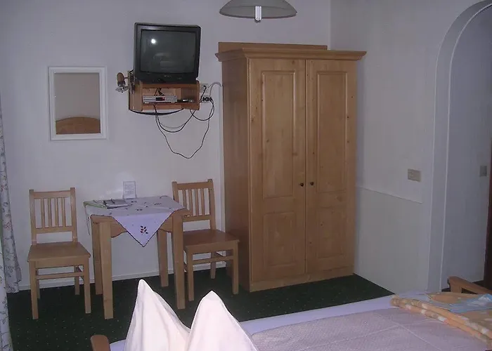 Guest house Hotel Beim Winkler Tropolach